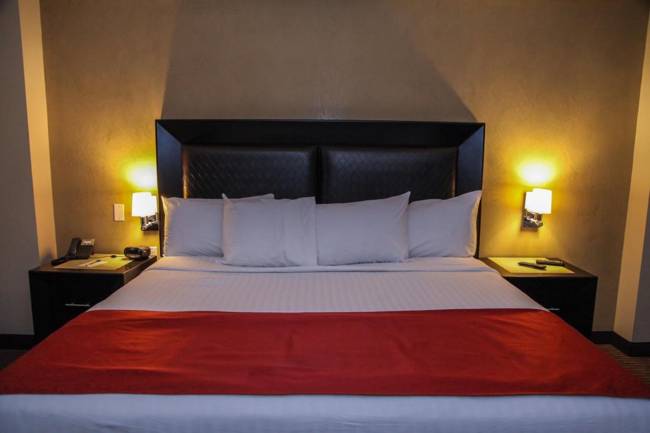 Best Western Plus La Mina Parral Exterior photo