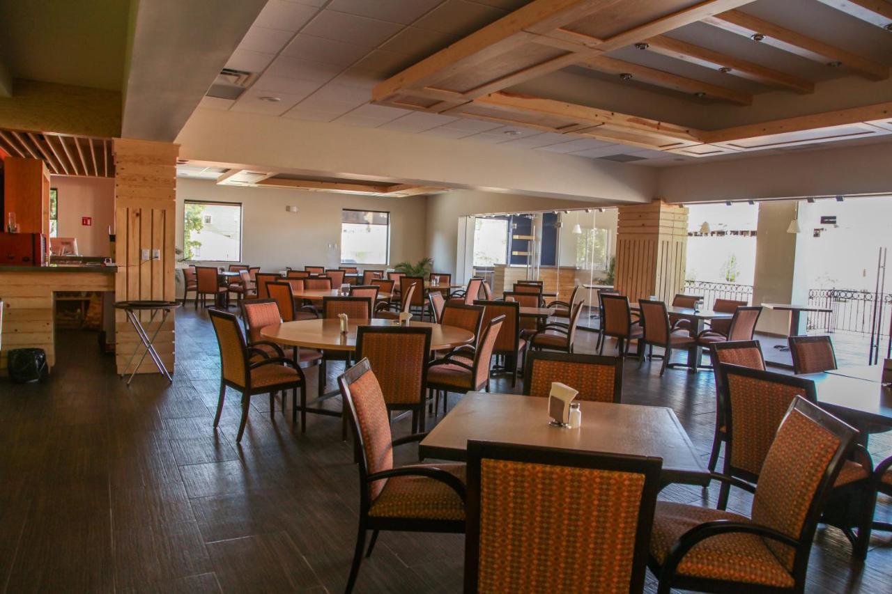 Best Western Plus La Mina Parral Exterior photo
