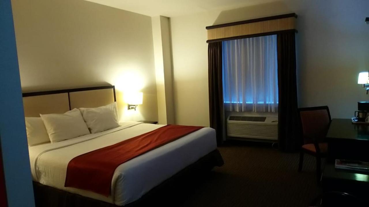 Best Western Plus La Mina Parral Exterior photo