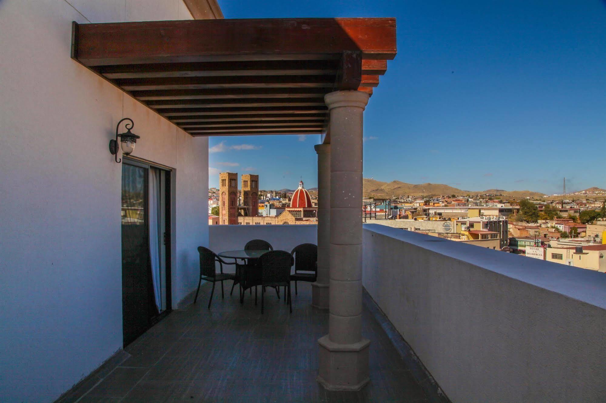 Best Western Plus La Mina Parral Exterior photo